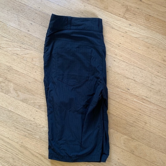 Merrell Select dry women’s shorts black size 8 like new - Picture 7 of 7